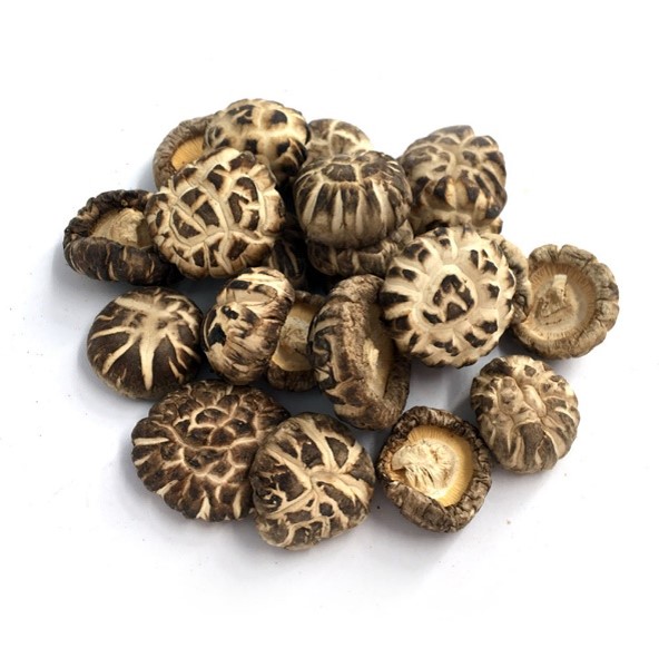 Dried White Flower Shiitake Mushroom Whole 1.jpg